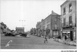 CAR-AAJP8-71-0719 - MONTCEAU-LES-MINES - Place De La Gare - Montceau Les Mines