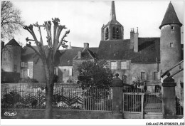 CAR-AAJP5-58-0441 - MOULIN-ENGILBERT - Clocher Et Tour De La Maison Salonyer - Moulin Engilbert