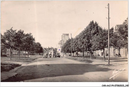 CAR-AAJP4-50-0350 - QUETTEHOU - Place Général De Gaulle - Other & Unclassified