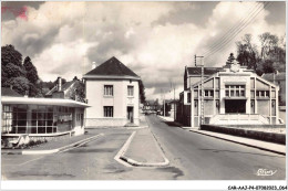 CAR-AAJP4-49-0312 - DOUE-LA-FONTAINE - Place Des Fontaines - Théâtre Et Postes - Doue La Fontaine