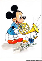 CAR-AAMP6-DISNEY-0548 - Mickey Joue La Trompette Accompagné D'un Neveux De Donald - Disneyland