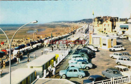 CPSM VILLERS SUR MER - CALVADOS - LA PROMENADE ET LA PLAGE - Villers Sur Mer