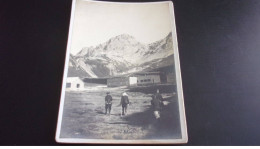 Photographie Sur Carton . 2moi10323 . Savoie .baraquements Au Col De La Paré.militaire.18 X 13 Cm. - Guerra, Militari
