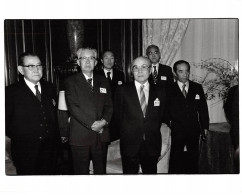 Photo De Presse.AM21206.24x18 Cm Environ.Paris 1980.M Poniatowski.A Chalandon.M Dassault.JL Lagardère.J Rigaud... - Identified Persons