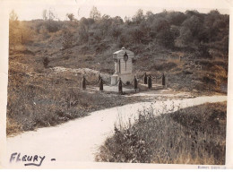 Photographie . Moi10116 .1929 Fleury Sous Douaumont.18 X 13 Cm.en L Etat - Lieux