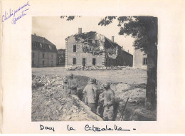 Photographie . Moi10114 .militaire Verdun 1916 Caserne De La Citadelle.queste.18 X 13 Cm. - Krieg, Militär
