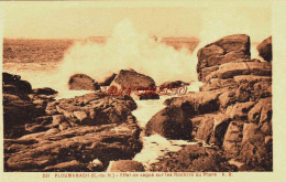 CPA PLOUMANACH - COTES D'ARMOR - ROCHERS DU PHARE - Perros-Guirec