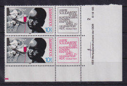 DDR 1988 Solidarität Mi.-Nr. 3202 A/b Eckrandpaar UR Mit Druckvermerk ** - Unused Stamps