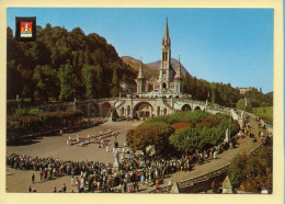 LOURDES – La Basilique / Blason (animée) (voir Scan Recto/verso) - Lugares Santos