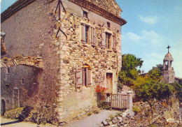 ROCHEMAURE - LE QUARTIER DU CHATEAU ET L'ORATOIRE DE STE MARTHE - Rochemaure