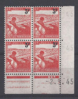 TUBERCULEUX N° 750 - Bloc De 4 COIN DATE - NEUF SANS CHARNIERE 2/5/45 - 1940-1949