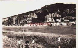 CPSM HOULGATE - CALVADOS - LA PLAGE ET LES VILLAS - Houlgate