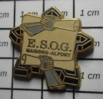 2219 Pin's Pins / Beau Et Rare : MILITARIA / VAUBAN GENDARMERIE NATIONALE ECOLE ESOG MAISONS ALFORT Par BOUSSEMART - Army