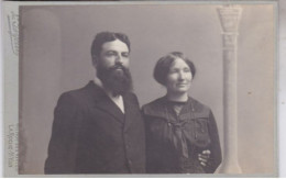 Photo De Cabinet 7/9/1915 Vendée Gaston Et Marcelle Larrignon De Montournais Photo L Peydu La Roche Sur Yon   Réf 30051 - Personnes Identifiées