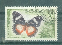 MADAGASCAR - N°345 Oblitéré. Papillons Et Culture. - Farfalle