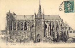 CPA - AMIENS - LA CATHEDRALE FACADE SUD - Amiens