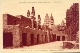 CPA - PARIS - EXPO INTle 1931 - A.O.F - PORTIQUE DES COMMERCANTS INDIGENES - Exposiciones