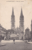 61 - La FERTE-MACE - Place De L'Eglise - La Ferte Mace