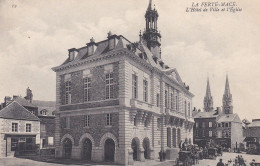 61 - La FERTE-MACE - L'Hôtel De Ville Et L'Eglise - La Ferte Mace
