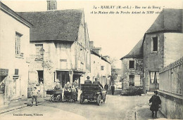 - Maine Et Loire -ref-B14- Rablay - Rue Du Bourg Et Maison Dite Du Porche - Voiture - Marchande Ambulante - - Autres & Non Classés