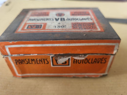 BOITE PANSEMENTS VB AUTOCLAVES /LABORATOIRE BUOT  PHARMACIEN MELUN - Dozen