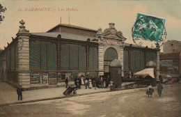 WA 23-(11) NARBONNE - LES HALLES - ANIMATION - PUBLICITES LEFEVRE UTILE ,  BENEDICTINE - CARTE COLORISEE - 2 SCANS - Narbonne