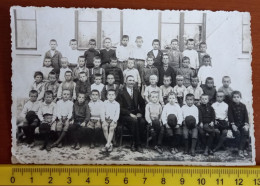 #14  Photo Noir Et Blanc Garçon Fille Photo D’école Photo De Groupe / Boy Girl School Photo Group Photo - Personnes Anonymes