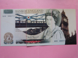 Puzzle De 3 CPM ANGLETERRE ENGLAND Représentation Billet De Banque Bank Note Monnaie ELISABETH II Surréalism - Monnaies (représentations)