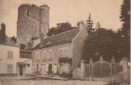 XU 14-(18) SANCERRE - LA VIEILLE TOUR ET L' ENTREE DU CHATEAU - 2 SCANS - Sancerre