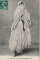 YO Nw27- ALGERIE  - MAURESQUE ( COSTUME DE VILLE ) - 2 SCANS - Frauen