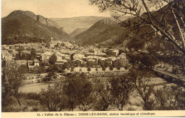 CPA - DIGNE - VALLEE DE LA BLEONE (TRES BEAU CLICHE, ETAT PARFAIT) - Digne