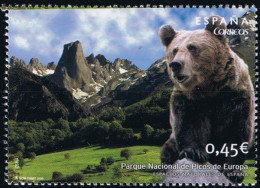 España 2010 Edifil 4581 Sello ** Espacios Naturales Parque Nacional De Picos De Europa Oso (Ursus Arctos) Michel 4522 - Nuevos