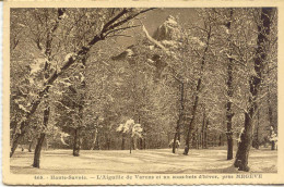 CPA - MEGEVE (ENV) AIGUILLE DE VARENS ET SOUS BOIS D'HIVER  - Megève