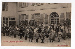 VERNON * EURE * PENSIONNAT DE Melle HEBERT * LA COUR DES PETITES * Phot. Lavergne - Vernon