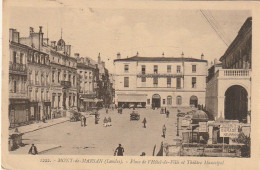 YO 22-(40) MONT DE MARSAN - PLACE DE L' HOTEL DE VILLE ET THEATRE MUNICIPAL - 2 SCANS - Mont De Marsan