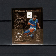 Central Africa 1989 Football Soccer World Cup Gold Stamp Imperf. MNH -scarce- - 1990 – Italia