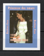 BURKINA FASO  N° 1011 PETIT FEUILLET NON DENTELE     NEUF SANS CHARNIERE  COTE  ? €  LADY DIANA - Burkina Faso (1984-...)