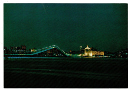 Ref 1647 - Macau Macao Postcard - Macau-Taipa Bridge At Night - Ex Portugal Colony - Macao