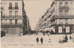 ZA 7-(44) SAINT NAZAIRE - LA RUE VILLEZ MARTIN - ANIMATION - COMMERCES - 2 SCANS - Saint Nazaire