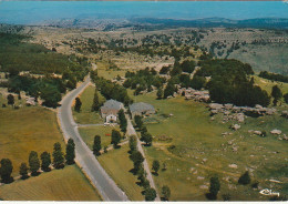 ZA 10-(48) L' HOSPITALET - VUE AERIENNE DU HAMEAU SUR LA CORNICHE DES CEVENNES - CARTE COULEURS - 2 SCANS - Sonstige & Ohne Zuordnung