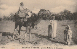 ZA 14- SCENES ET TYPES - JEUNES FILLETTES A CHAMEAU - EDIT. E S - 2 SCANS - Afrika