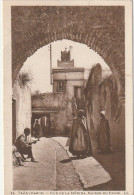 ZA 17- TAZA ( MAROC ) - RUE DE LA MEDINA , MAISON DU ROGHI - ANIMATION - 2 SCANS - Autres & Non Classés