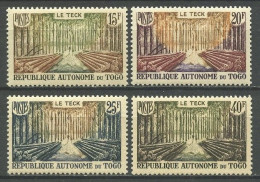 TOGO 1957 N° 271/274 * Neufs MH Infime Trace De Charnière TTB C 4.70 € Le Teck Forêt Arbres Trees Bois - Nuevos