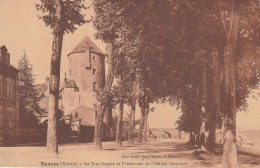 ZA 26-(58) NEVERS - LA TOUR GOGUIN ET PROMENADE DE L' AMIRAL JACQUINOT - 2 SCANS - Nevers