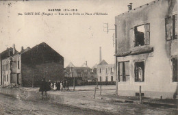 Z++ 20-(88) GUERRE 1914/1915 - SAINT DIE - RUE DE LA BOLLE ET PLACE D' HELLIEULE - 2 SCANS - Saint Die