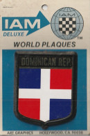 Z++ Nw- ( DOMINICAN REP. ) - WORLD PLAQUES - IAM DELUXE - PLAQUE AUTOMOBILE ADHESIVE SUR SUPPORT CARTONNE - Trasporti