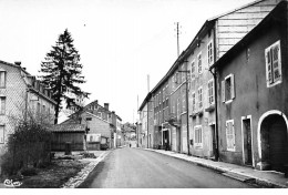 LONGCHAUMOIS - Entrée Du Village - Très Bon état - Autres & Non Classés