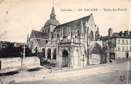 FALAISE - Eglise Sainte Trinité - état - Falaise