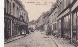 ZA Nw-(62) SAINT POL - LA RUE D'HESDIN - ANIMATION - COMMERCES - Saint Pol Sur Ternoise