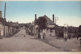 SAINT-SATURNIN : Place De La Liberté - Tres Bon Etat - Saint-Saturnin